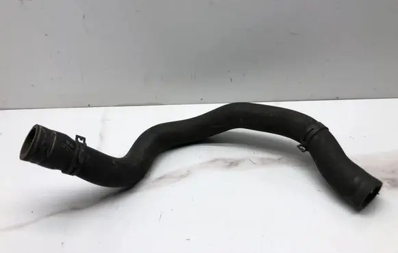 Volkswagen PASSAT B6 Engine coolant pipe/hose 3C0122101R