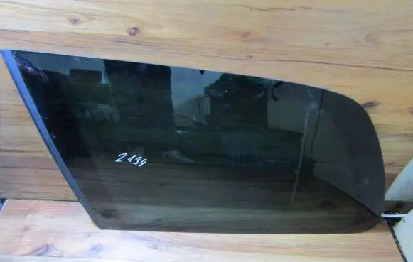 Ford Galaxy Rear side window