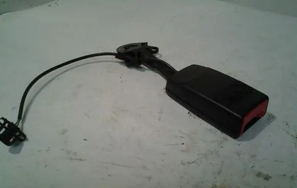 Audi Q7 4L Front seatbelt buckle 4L0857755C 01C