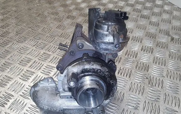 Ford Focus Turbo 9686120680