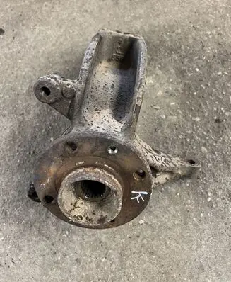 Renault Scenic II - Grand scenic II Front wheel hub spindle knuckle