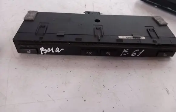 BMW 5 E60 E61 Seat heating switch 6952479 385141 13580309