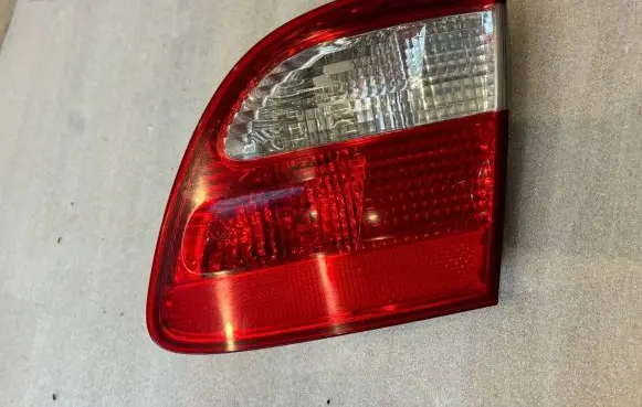 Mercedes-Benz E W211 Tailgate rear/tail lights A2118201464 2118201464