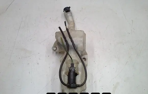 Fiat 500 Windshield washer fluid reservoir/tank