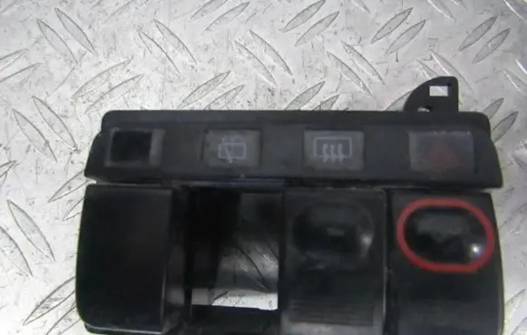 Mitsubishi Space Runner Hazard light switch 7f26