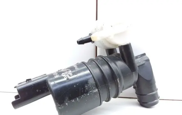 Peugeot 407 Windscreen/windshield washer pump 9643447980 002018