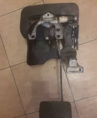 Audi A8 S8 D2 4D Brake pedal 4d1721111a 4D1723115b