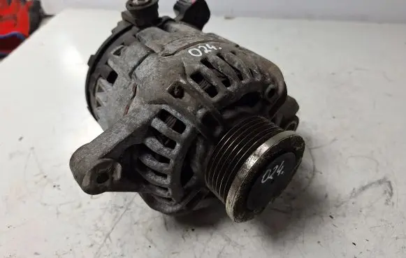 Toyota Yaris Generator/alternator 27060-0N011