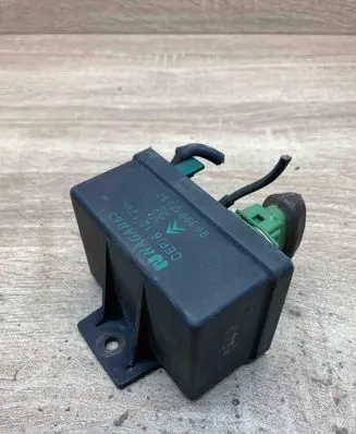 Peugeot 307 Glow plug pre-heat relay 9639912580