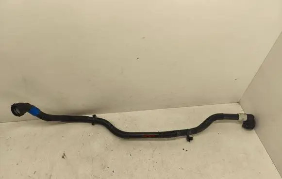 Tesla Model Y Electric car engine cooling hoses/pipes 153012900B
