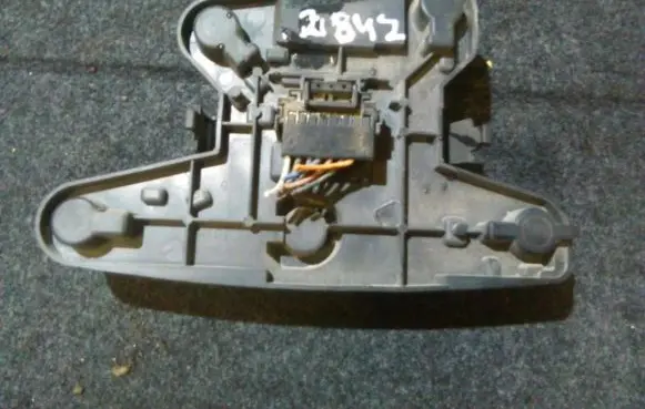 Renault Megane I Tail light bulb cover holder 7700828137