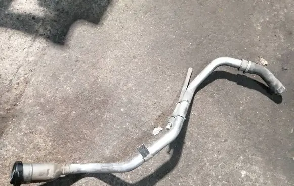 Ford Mondeo MK V Fuel tank filler neck pipe 
