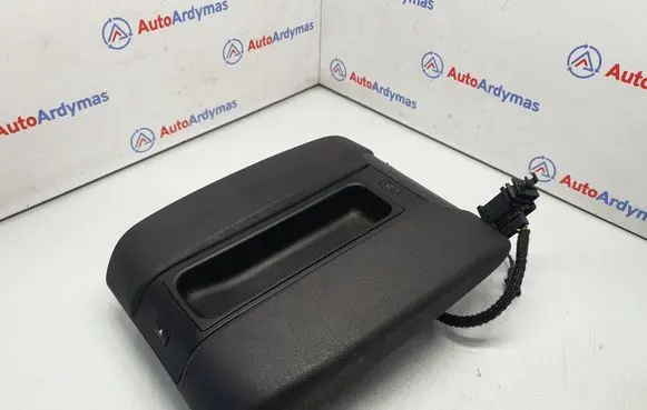 BMW 5 E39 Armrest 8213881 51168213881