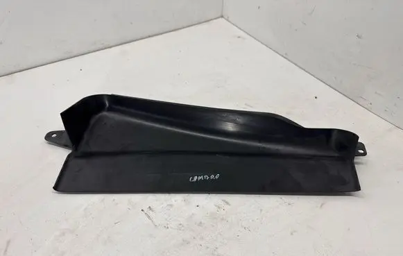 Chevrolet Camaro Wiper trim 84034643