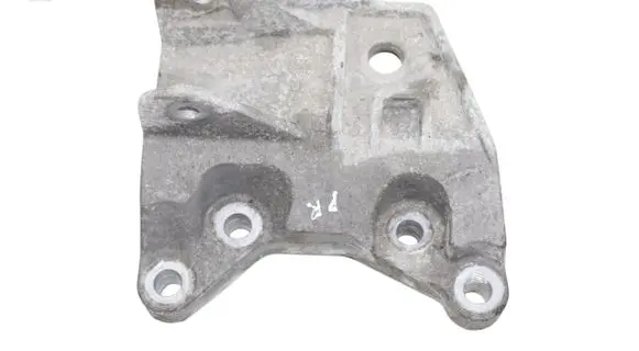 Land Rover Discovery Sport Engine mounting bracket GJ326P096AE