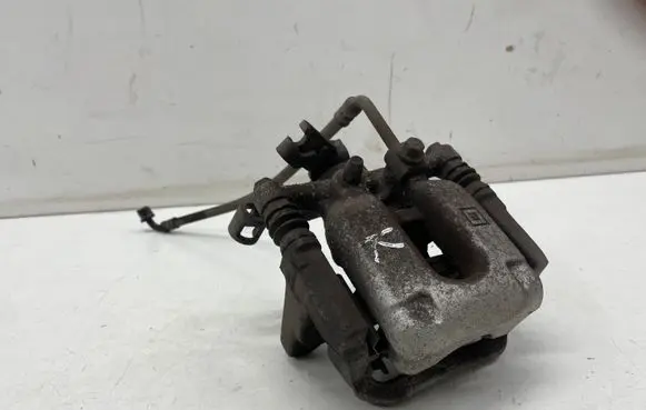 Opel Astra K Rear brake caliper