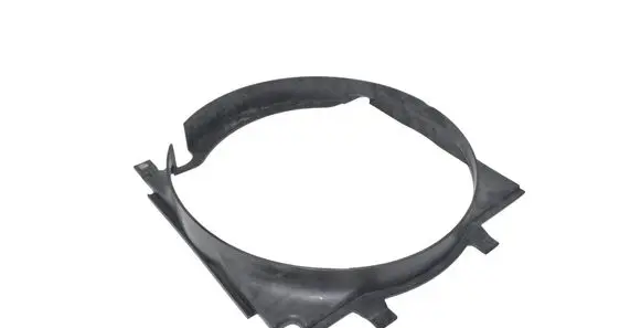 BMW 3 E30 Radiator cooling fan shroud 17111177685 1177685 11776850
