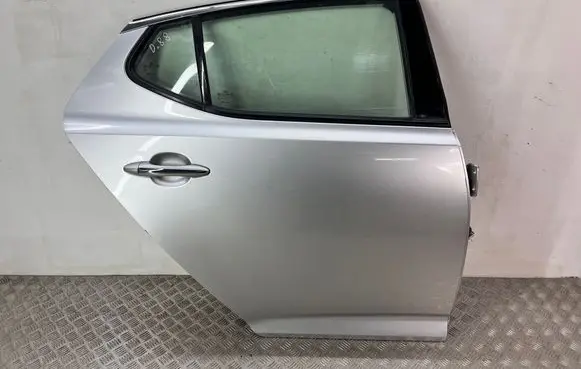 KIA Optima Rear door 