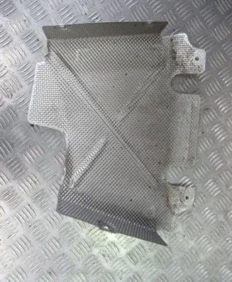 Audi R8 42 Engine splash shield/under tray 420825689B