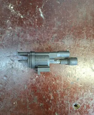 Mercedes-Benz E W212 Valve vacuum 0025401497