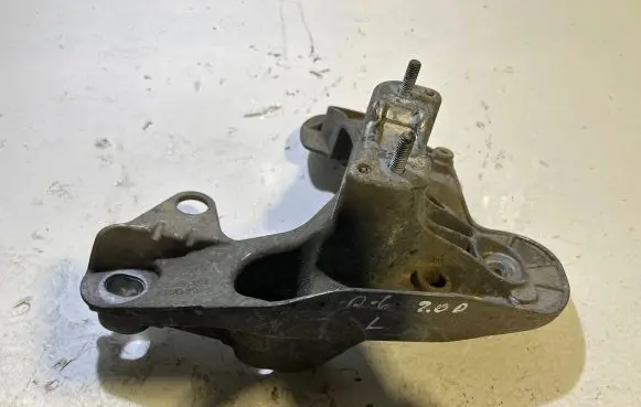 Audi A6 S6 C6 4F Engine mounting bracket 4F0199351E A5H12001