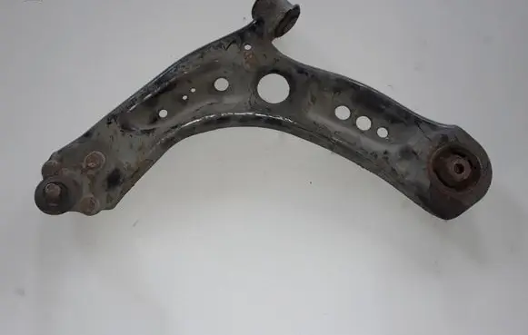 Volkswagen Golf VII Front lower control arm/wishbone 5Q0407151J