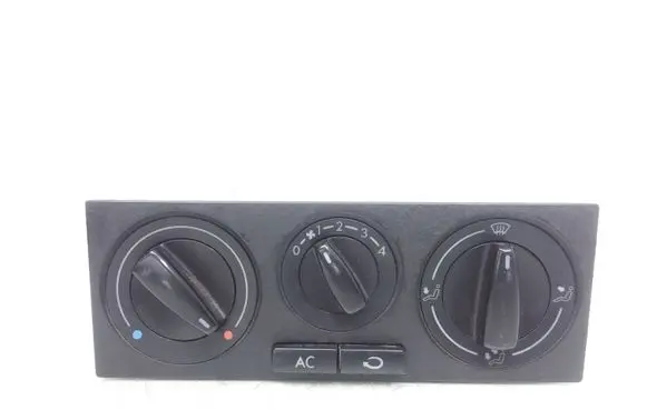 Volkswagen Golf IV Climate control unit 1J0820045F