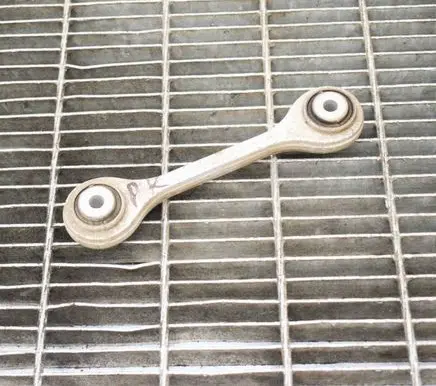 Audi Q7 4M Front anti-roll bar/stabilizer link 4M0411317