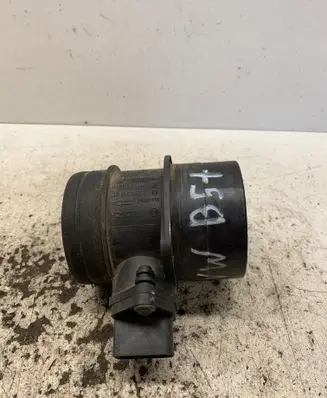 Volkswagen PASSAT B5.5 Mass air flow meter 0280218017 071906461B