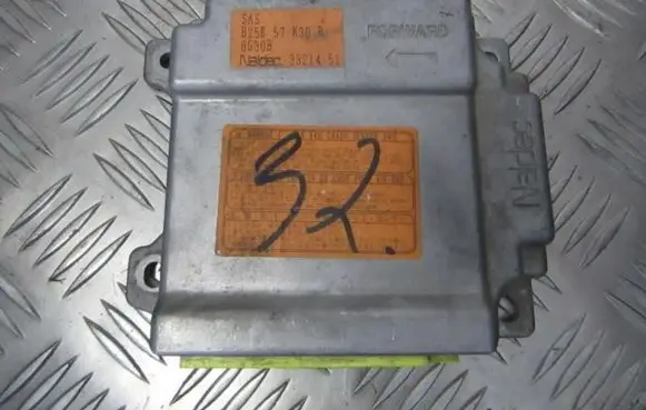 Mazda 323 F Airbag control unit/module b25e57k30b 3321451