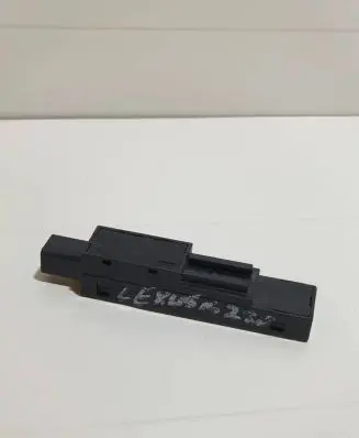 Lexus IS 220D-250-350 Airbag deployment crash/impact sensor F741389 6270