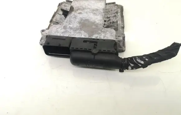 Volkswagen PASSAT B6 Engine control unit/module 03G906018FG 5WP45614AA