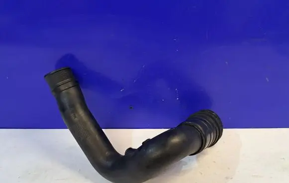 Jaguar XE Intercooler hose/pipe HX736N650AC HX736N650A