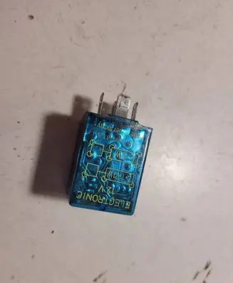 Audi A6 S6 C4 4A Other relay 4dm003360