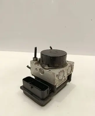 Skoda Fabia Mk2 (5J) ABS Pump 6R0614117K 9L3080812 0265237025
