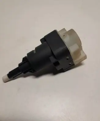 Audi A4 S4 B6 8E 8H Brake pedal sensor switch 1008900019 042015