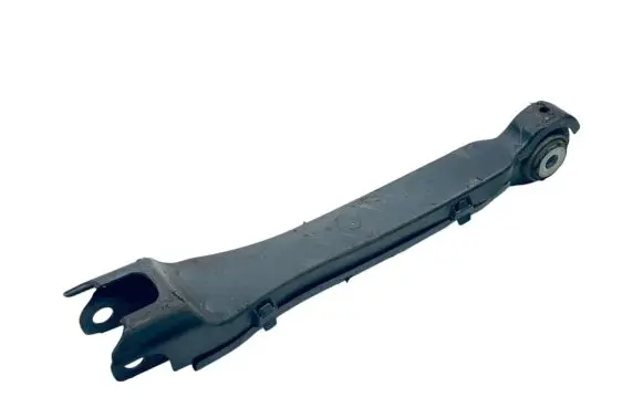 Rear control arm