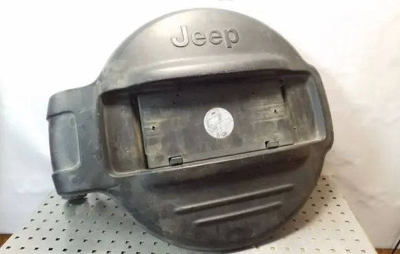 Jeep Cherokee III KJ Spare wheel section trim 5HF06TRMAJ