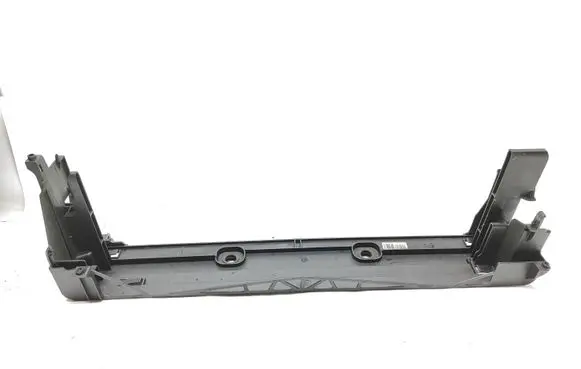 Radiator mount bracket