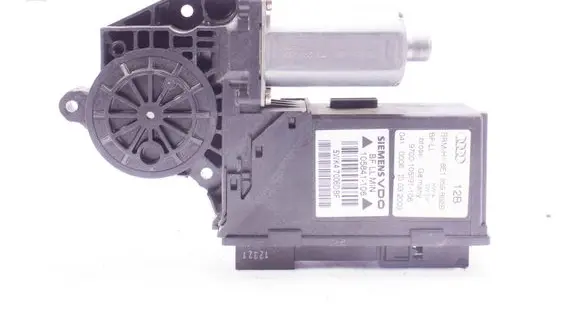 Audi A6 S6 C7 4G Front door window regulator motor 8E1959802B 105841106