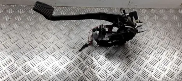Hyundai i40 Accelerator throttle pedal 3280232920