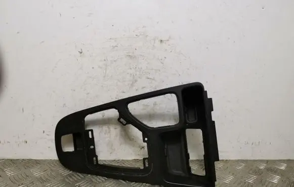 Jeep Cherokee Gear shifter surround trim plastic