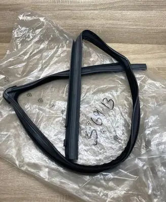 Citroen C8 Rear door window/glass frame 9300C8 GDX2INDGR08