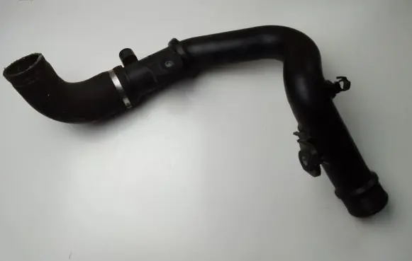 Alfa Romeo Giulietta Intercooler hose/pipe 1600354