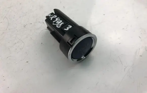 Toyota RAV 4 (XA40) Engine start stop button switch 2842ATMIMB3