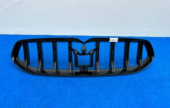 Maserati Grecale Front grill 670167295