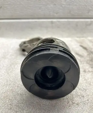Piston