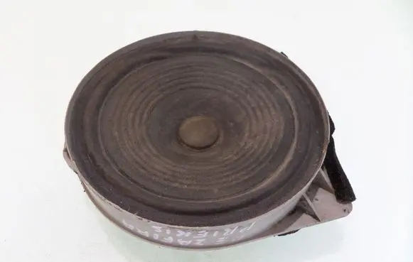 Opel Zafira B Rear door speaker EAS16P602B7