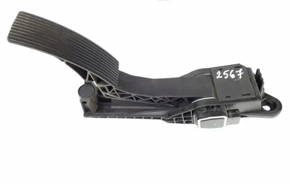 Mercedes-Benz GL X164 Accelerator throttle pedal A1643000504