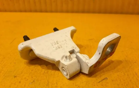 Mercedes-Benz A W177 Rear door upper hinge
